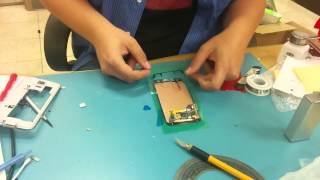 Galaxy S5 precut adhesive application