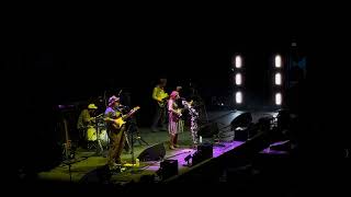 Willow Avalon "Stranger" LIVE in SF - July 3, 2024 Bill Graham Civic