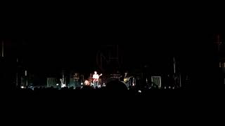 Niall Horan Explains the meaning of Mirrors Live Toronto (01/11/17)