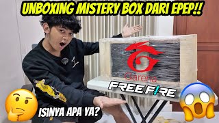 I GOT A MYSTERY BOX FROM GARENA FREEFIRE!! WHAT WILL BE IN IT?