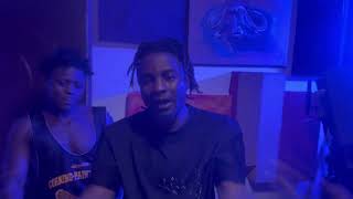 EMPEWO ZEWAMWE BY BANELY UG. STUDIO VIDEO.