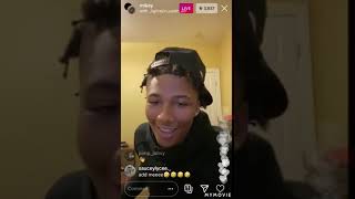 Mikey Williams on ig live with a girl in the shower