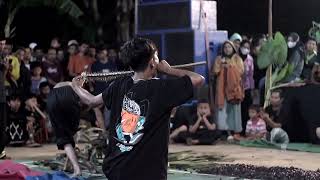 ATRAKSI BUDAYA -  GULING DIATAS BARA API - JANGAN DITIRU KALAU TAK PUNYA ILMU