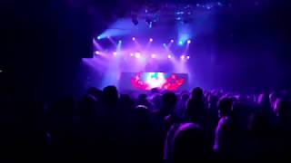 M83 - Midnight City (Eric Prydz Private Remix)  vs The Temper Trap - Sweet Disposition mashup (LIVE)