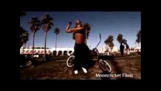 Chuco, Poppin, dance filmed by Mooncricket