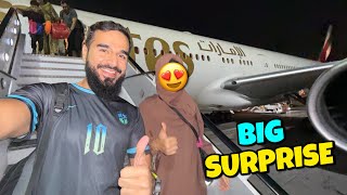 Finally wife ko Anniversery ka gift dey dia 😍✈️ Kahan jarahey hain hum ?