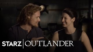 Outlander | Sam & Caitriona Read Your Tweets | STARZ