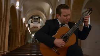 Obsequio a el maestro - M. Castelnuovo-Tedesco played by Sanel Redžić