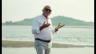 Stavri Spiros-Aman mike .