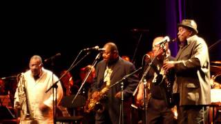 Fred Wesley & Pee Wee Ellis - Pass The Peas/Gimme Some More - Live @ La Villette Jazz Festival 2011