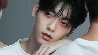 tired hottie 𓆩⸸𓆪 teary-eyed doomer visuals