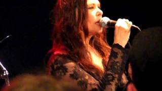 Jane Badler & Bazooka Mandarine - One (11 01 2012)
