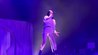 Poppy - I Disagree (LIVE @ Brooklyn Paramount - Brooklyn, NY - 04/01/2025)