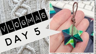 Making Paper Stars :: Vlogmas 2020