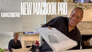 Vlogmas: Christmas came early | MacBook Pro | 3 YouTube Channels | Amazon Wishlist ❤️