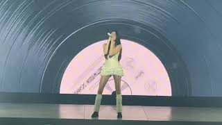 Madison Beer - Silence Between Songs (Live 14-05-2024 - MTelus, Montréal, Québec)