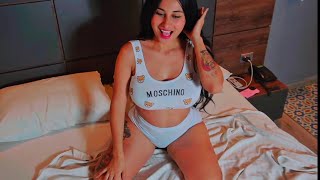 “Come Spend a Relaxing Day With Me”