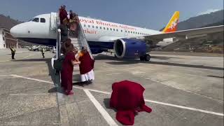 Guru HH the Sakya Trichen Rinpoche & HE Dzongsar Khyentse Rinpoche in Bhutan for the first time.