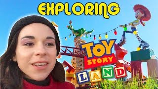 VISITING TOY STORY LAND IN DISNEY WORLD DECORATED FOR VLOGMAS!