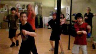 Kids Zumba Evacuate the dance floor Remix
