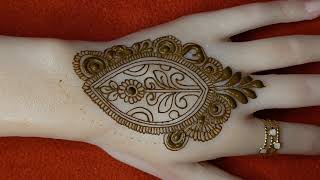 Very beautiful stylish simple back hand mehendi designs for beginners 👉🏼👍🏼 end Tak zaroor dekhna 
