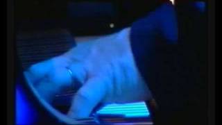 Elton John-"I Guess That's Why They Call It the Blues" live in Napoli