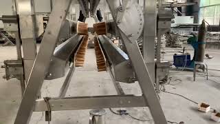 customized vertical plucker for chicken feather removing used on slaughtering line.