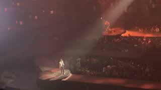 Post Malone - Cooped Up (live w Roddy Ricch @ MSG 10-12-22)