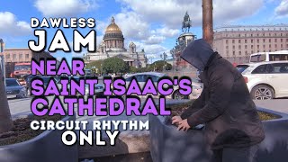 Jam near Saint Isaac's Cathedral | Circuit Rhythm