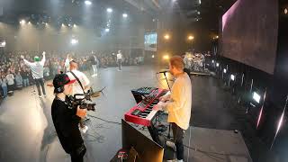 MD Cam: Transitioning Into All Hail King Jesus (Key of G to Key of D)