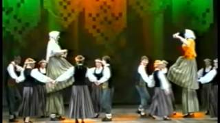 Latvian dance "Gara sieva"