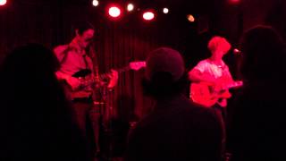 The Impossible Shapes - Live at Radio Radio 9/7/2013 - "Prelude" + "A Daye Laye"