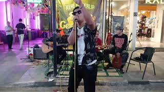 ( Stereo ) Naif - Benci Untuk Mencinta ( LIVE AT BRAGA STREET - KOTA BANDUNG )