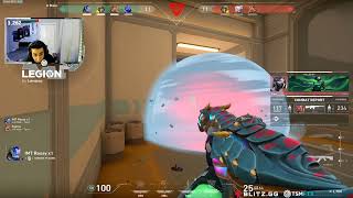 Subroza praying all the gods in existence to win the round