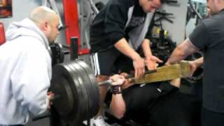 Chris Carson benchpress powerlift training 2-20-10