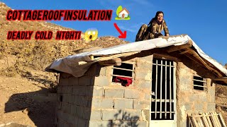 The homeless mother covered the cabin roof in deadly cold, will she survive?