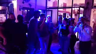 live - ΤΡΕΛΟΚΟΡΙΤΣΟ -THE CHARMS - Τρέμει η καρδιά μου - Ariones - Ελληνικό party δεκαετία 60s Σακης