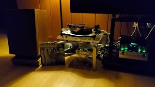 Heresy 4 & Mcintosh MA252, Hooters / Karla With A K