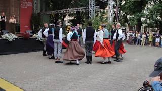 Dzied' paprieksu, brala masa