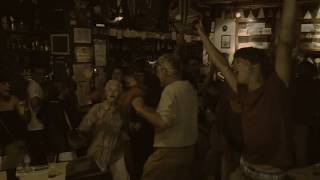 DON'T WORRY, BE HAPPY! (Kapa de Freitas Live at Peter's - Faial / Açores)