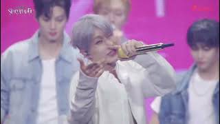 ASTRO Stargraphy Concert- Candy Sugar Pop (Day 2) ASTRO and Rocky are as sweet as candy
