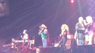 Charlie Daniels - The Devil Went Down To Georgia - LIVE!
