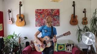 Sing with your children 🎤🎹🪇🥁 Daddy's got a head like a ping pong ball 🏓 and more!!