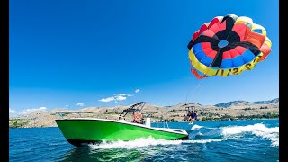 Parasailing in Pattaya, Thailand