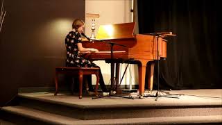 Kate performing "Dream A Little Dream Of Me" at Project Discovery Finals