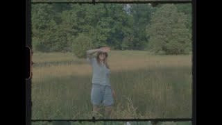 Kate Bollinger - Grey Skies (Visualizer)