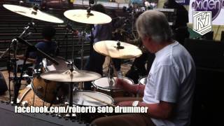 The Beatles Original Drummer - Pete Best In Lima Part Two - My Bonnie