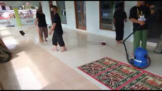 RESIK-RESIK MASJID LERENG PRAU DI DUSUN BAKULAN DESA BRINGINSARI