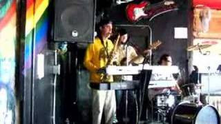 Saxmanj solos