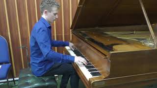 Jonny Chapman playing Bohemian Rhapsody (Radnich arrangement)